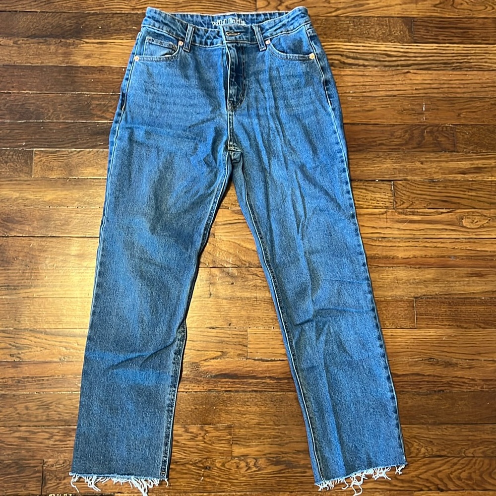 Brand Wild Fable, size 2 (small), medium wash